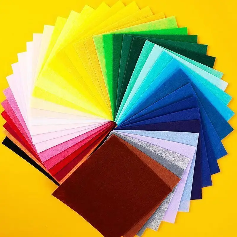 Wholesale Needle Punched Polyester Felt Soft Hard Felt Craft 1mm 2mm 3mm Thick/ Stiff Non Woven Color Felt Fabric Roll