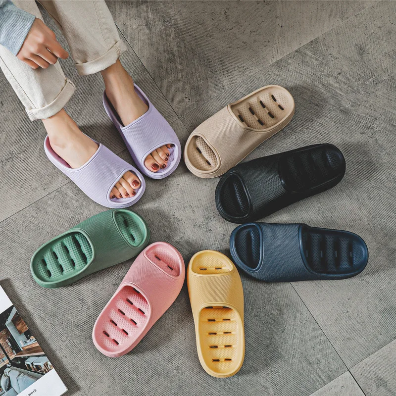 Сандалии унисекс Нескользящие с толстой подошвой быстросохнущие полые для ванной комнаты летние Тапочки