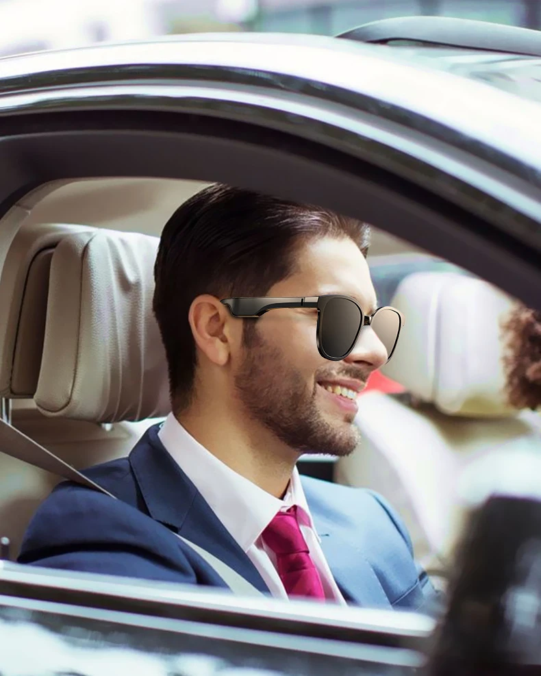 Sunglasses with bluetooth earphone hot selling fashion unisex women men new arrival wholesale outdoor plastic PC sunglass