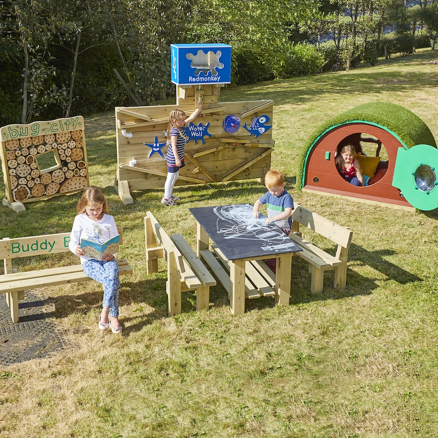 Early Education Kids Outdoor Play Equipment Wooden Toys Outdoor Rectangular Chalkboard Table and Benches