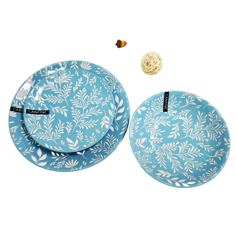 Wholesale European New Arrival Fine Ceramic Tableware 18 Pieces Embossed crockery dinner sets