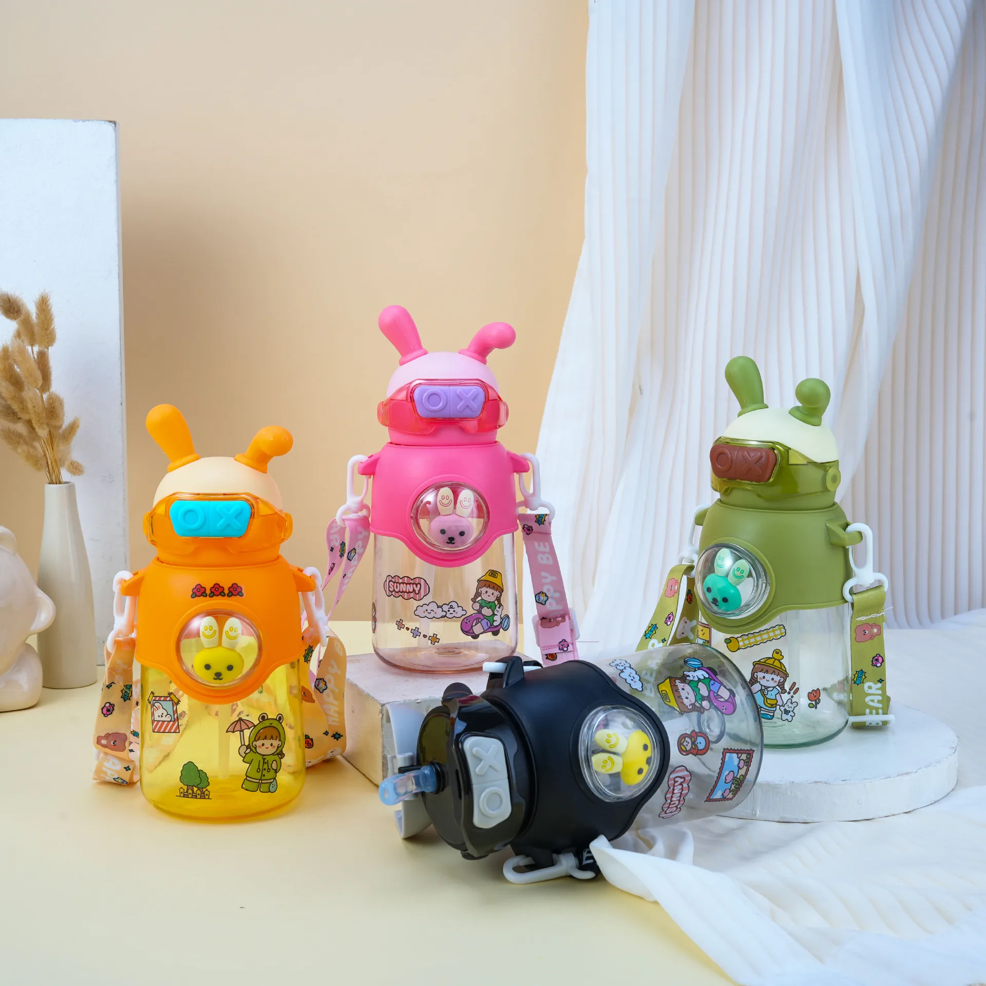 2024 new model  eco-friendly funny nice water bottle for school  kids