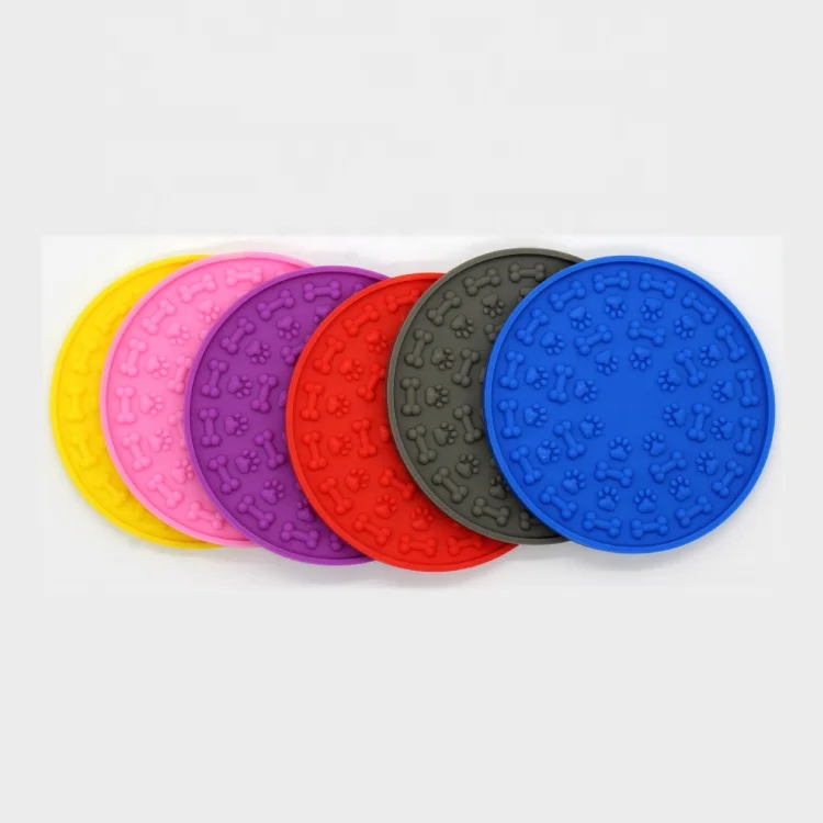 Feeder distration lick mat training slow feeder mat food licking pad pet dog bathing grooming silicone lick mat