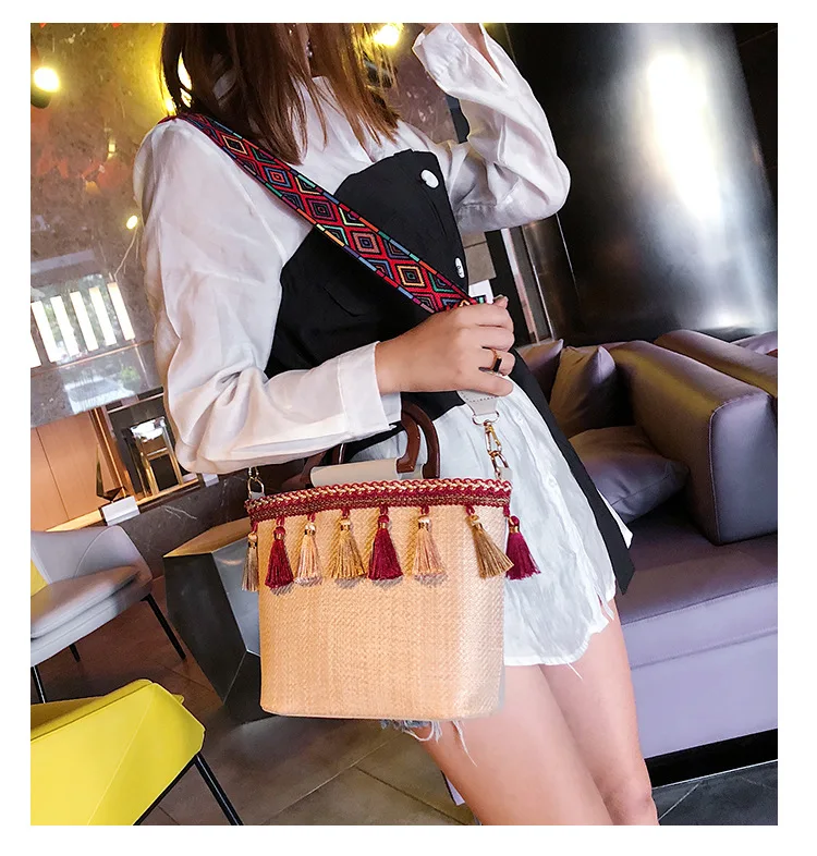 Support custom fashionable rattan bali straw bags women handbags