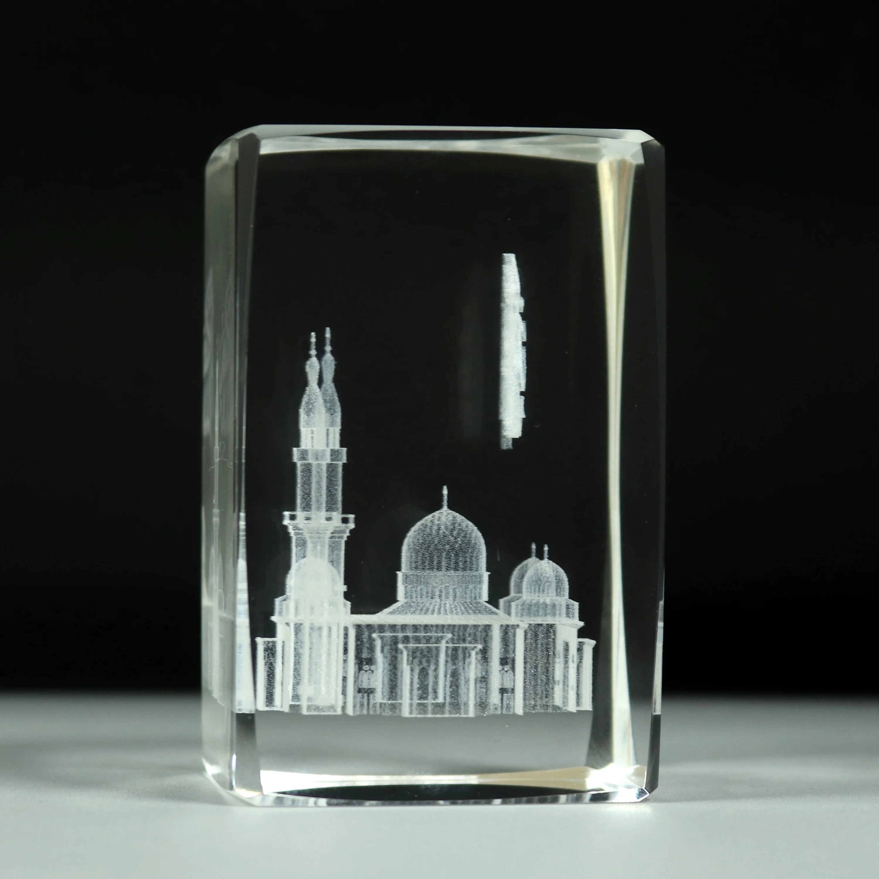 Custom 3D Laser Engraved Islamic Masjid Nabawi Allah Crystal Glass Building Model Cube For Muslim Wedding Souvenir Guest Gifts