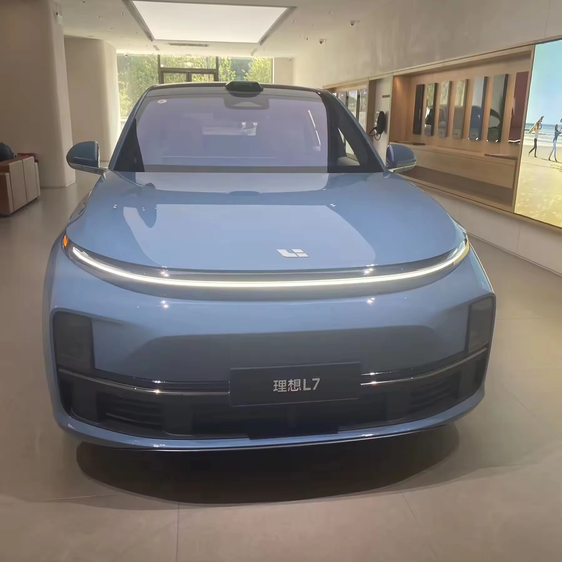 2024 Lixiang L7 Max 5 Doors 5 Seats Ev Suv Hybrid Cheap Price Li Auto Extended Range Electric Car 4 Wheel Electric Suv