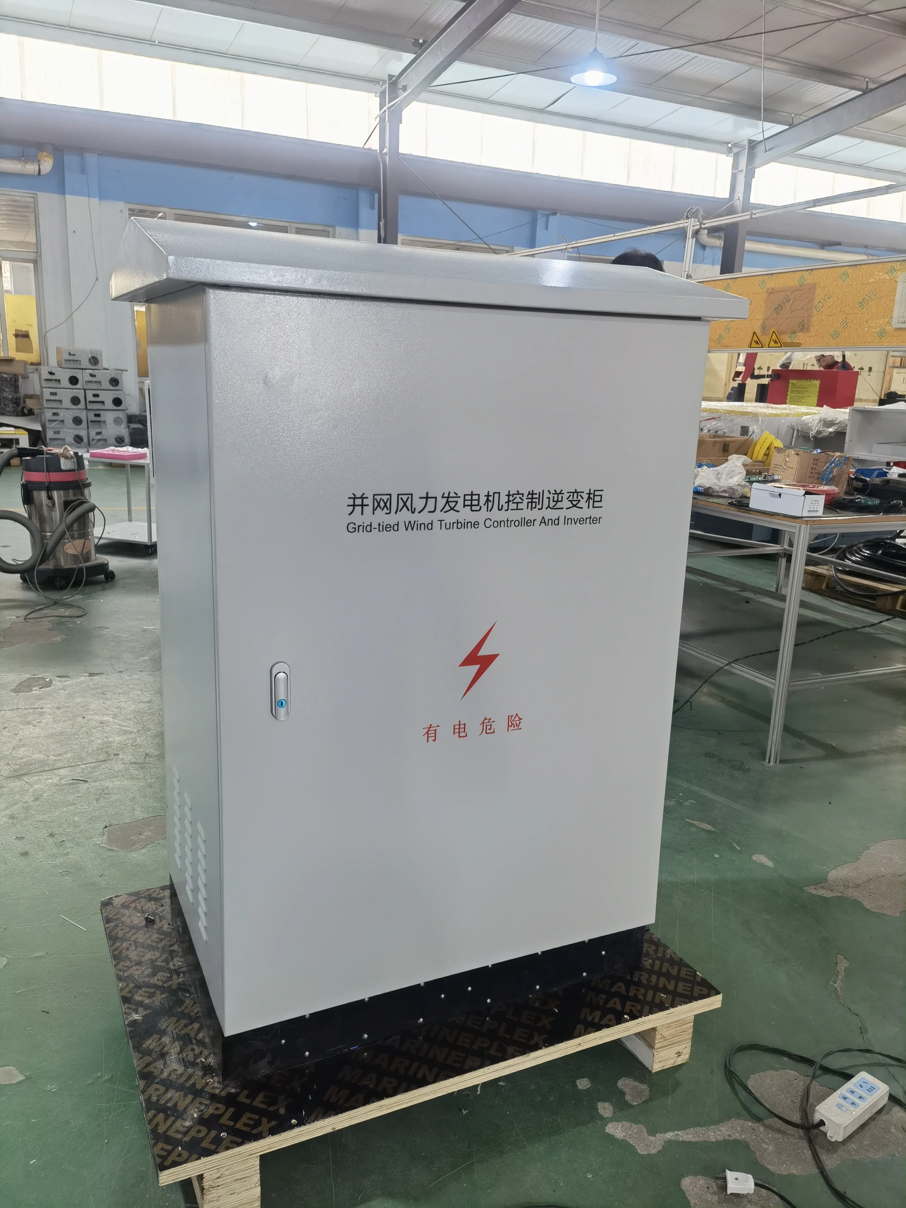 10KW Grid-tied Wind Turbine Inverter with Controller Built in All in One Grid Connected Wind Power Inverter and Controller