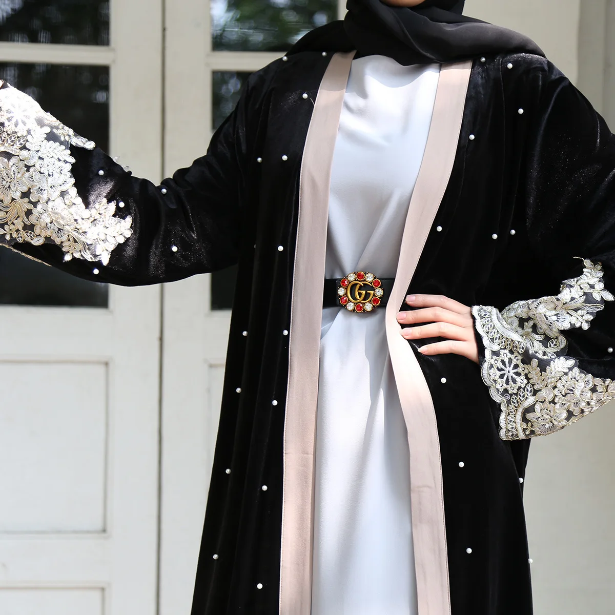 New design black velvet Muslim women dresses with lace 2020