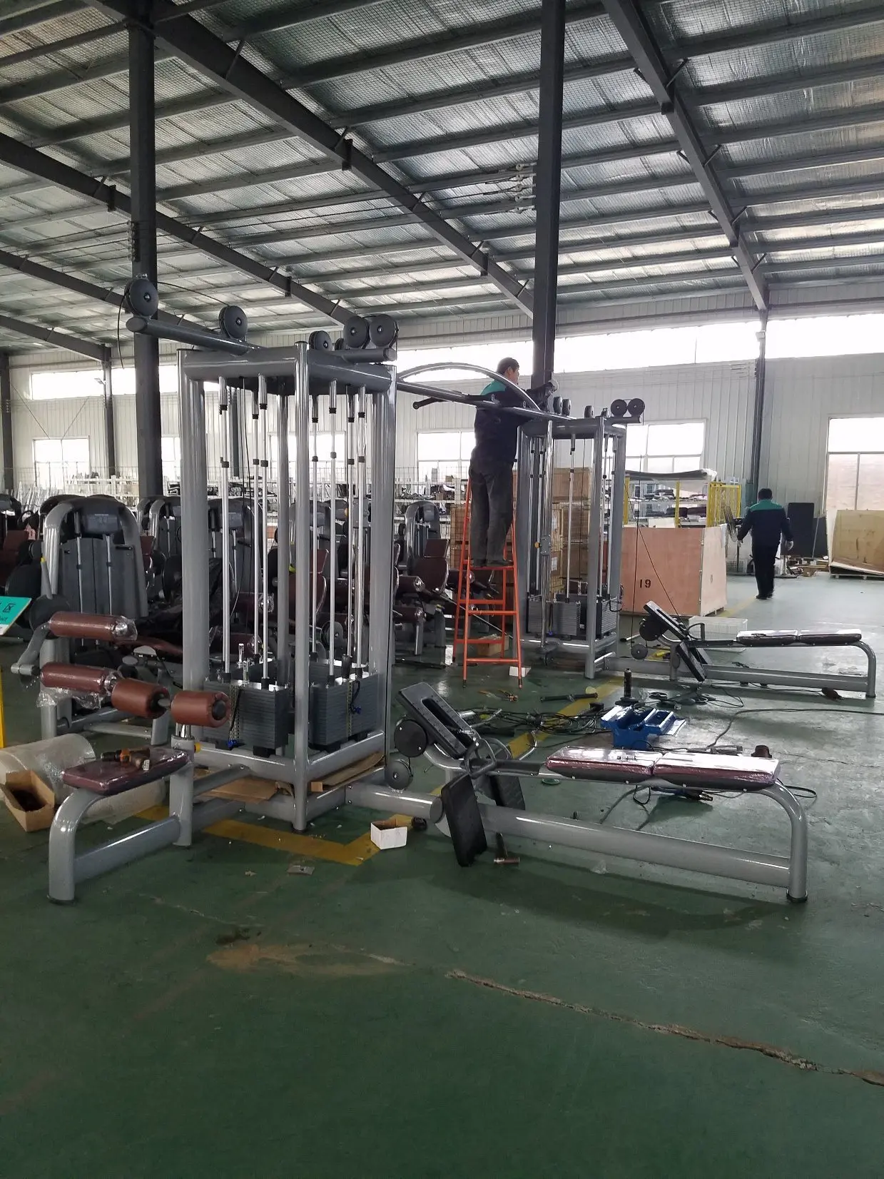 LZX-2053 8 station multi gym equipment for body exercise