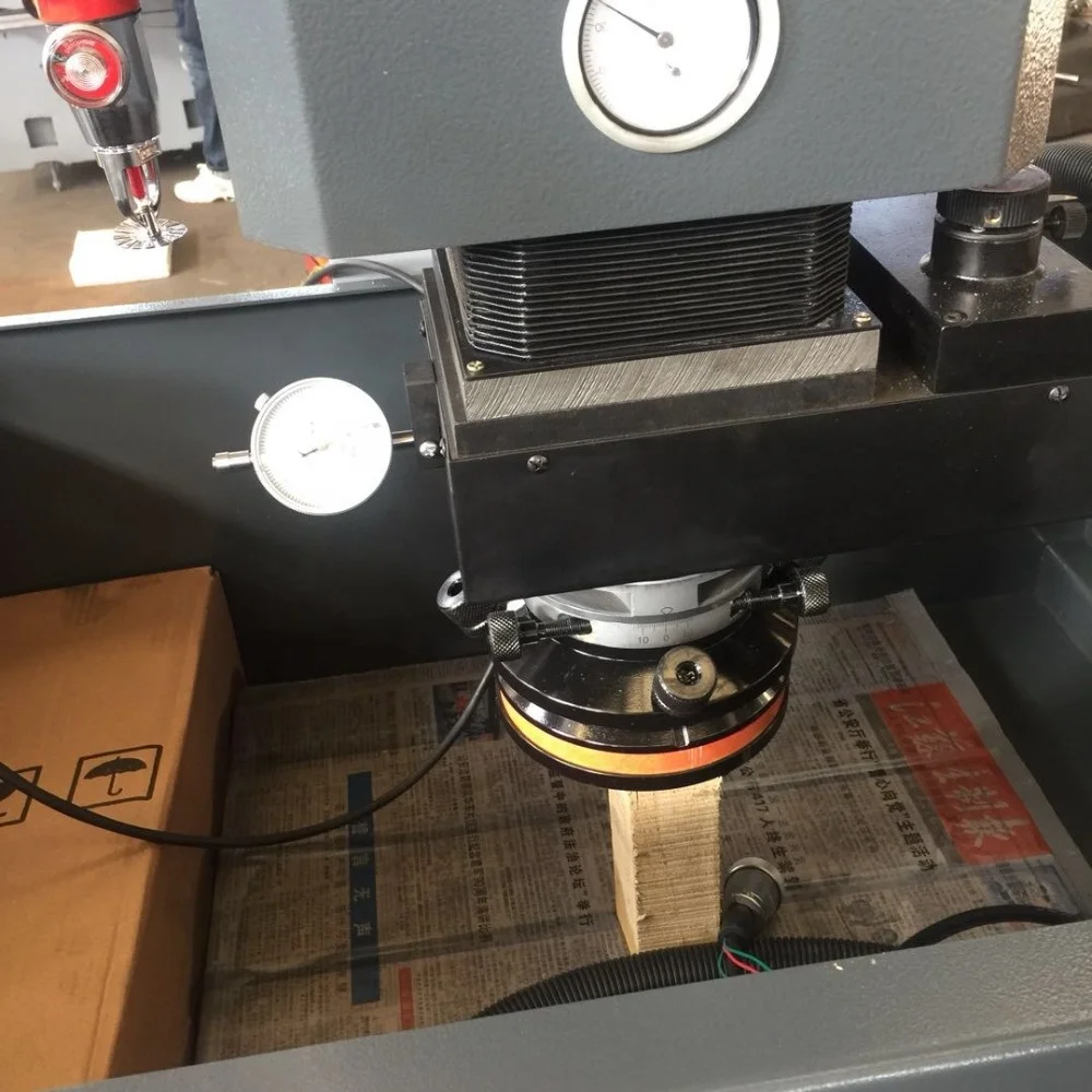 Znc Sparking Erosion CNC Edm Die Sinking Machine D7132