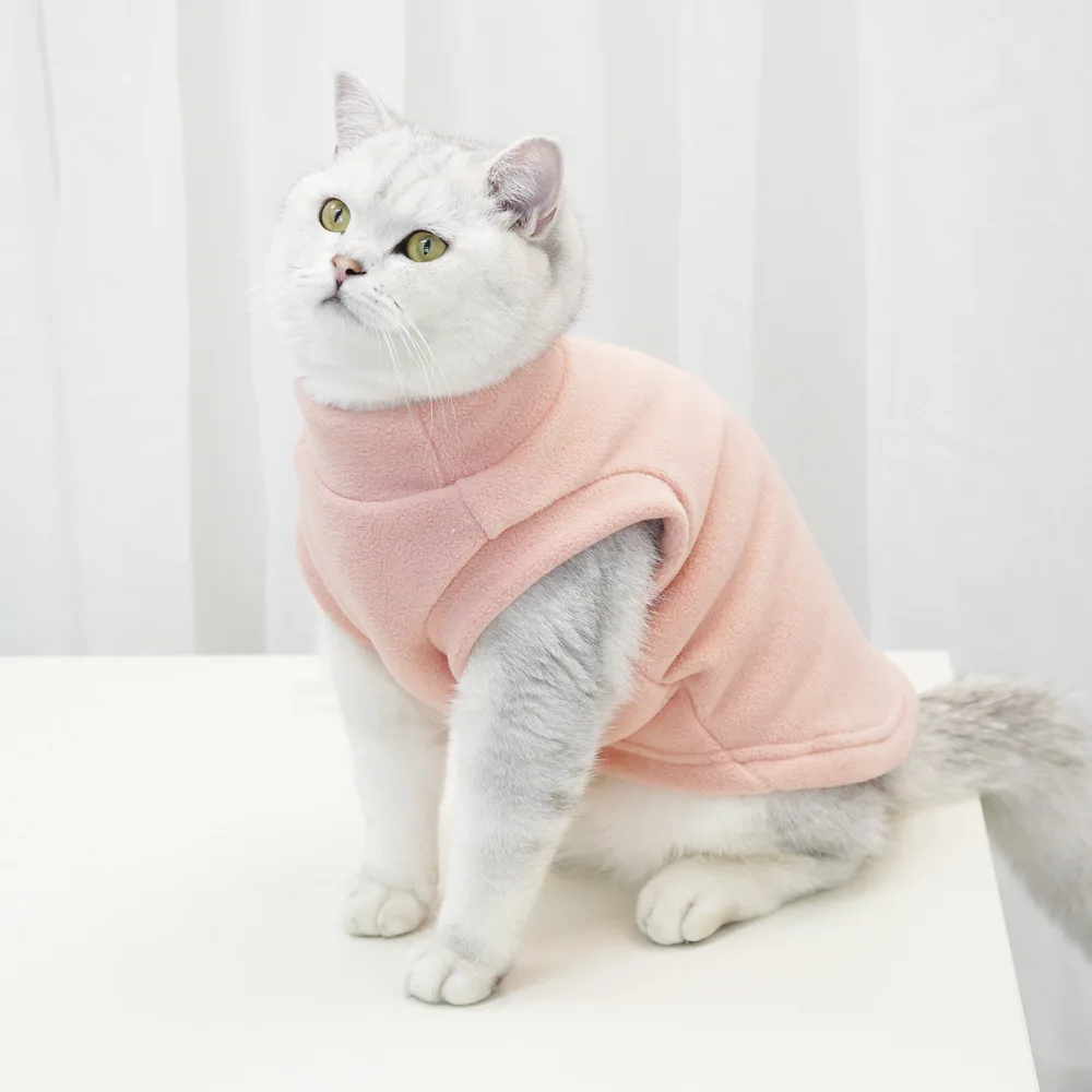 Winter pet clothes shake granules with solid color warm -warm dog cats, large -scale dog clothing wholesale
