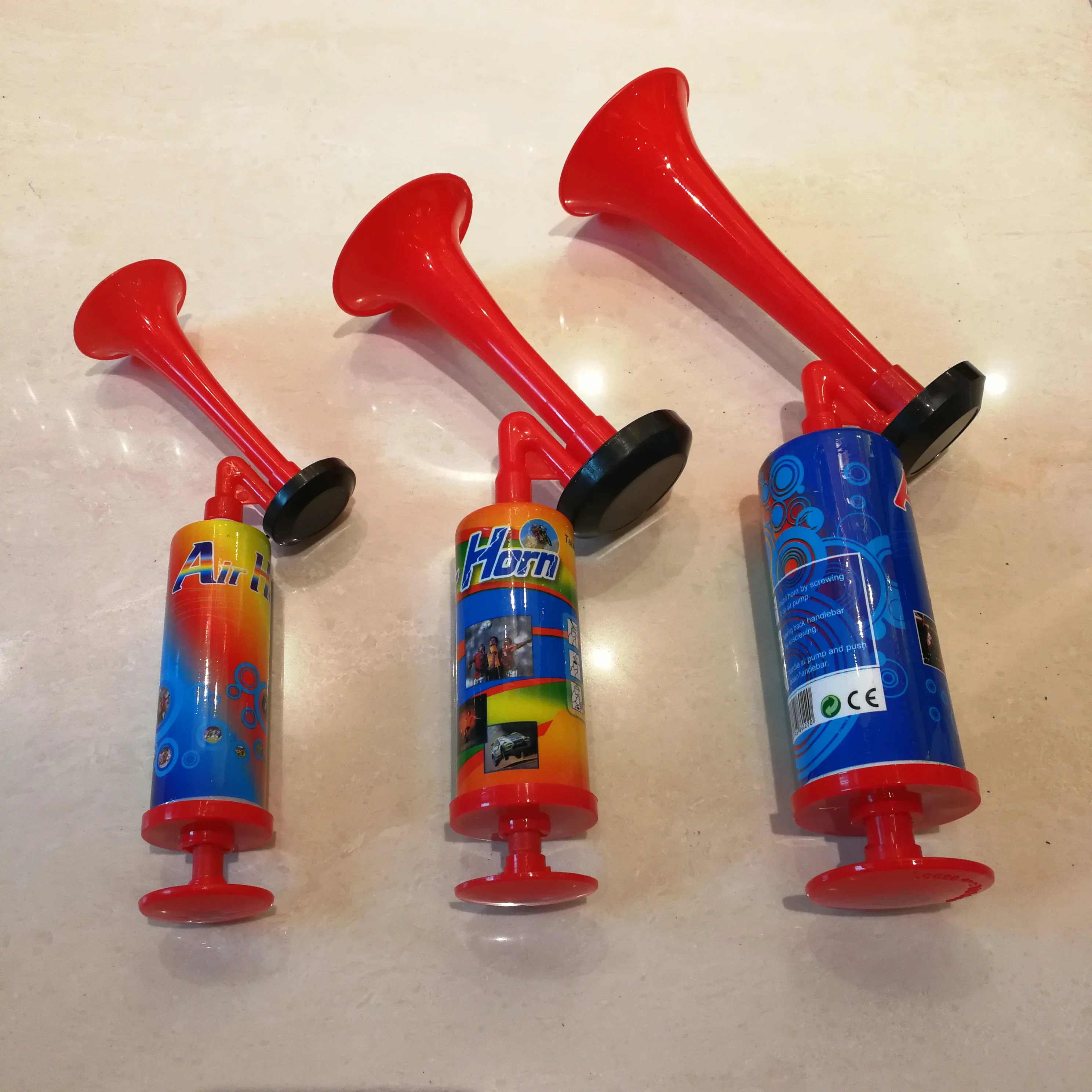 Plastic Pump Trumpet Toy Air Horn for Sport Warning Cheering