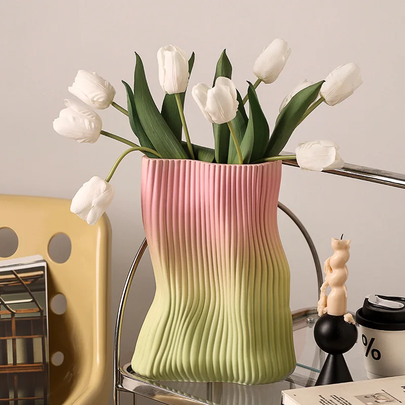 Novelty Gradient Nordic Modern Home Unique Vase Hot Popular Unusual Christmas Tabletop Decoration New Shop Creative Gifts