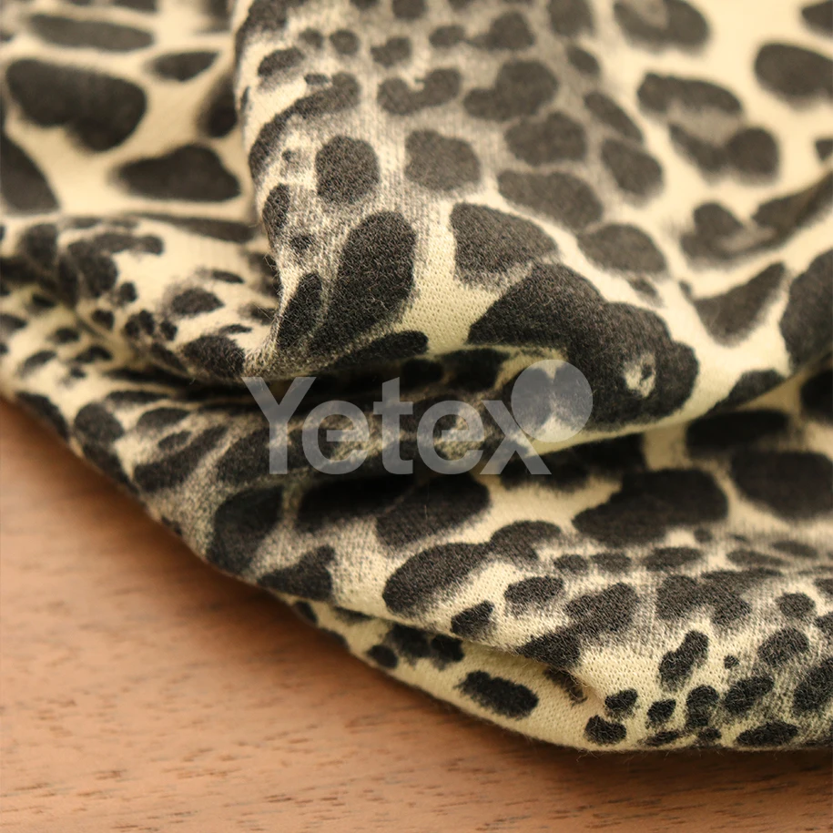 100%Polyester woolen printed fabric Leopard print knitted fabric for autumn and winter