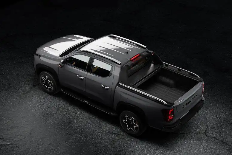 2024 Neuer Changan Erweiterte Reichweite Elektrischer Hunter Pickup Hybrid 2.0t Changan Pickup Changan Lantuozhe Pickup Diesel