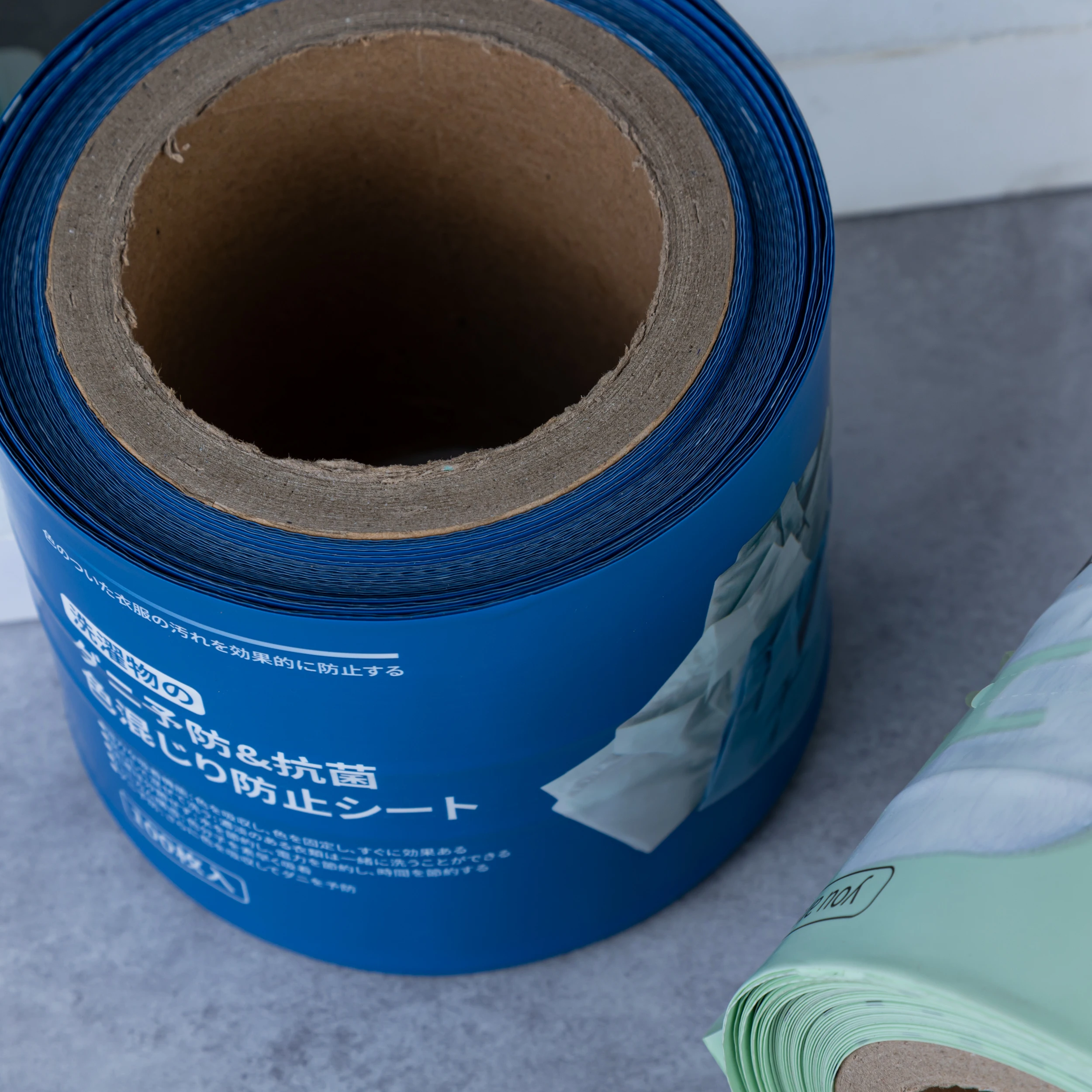 Custom Print Plastic Foil Laminated Heat Sealable Flexible Food Packaging Materials Roll Stock Film For Automatic Packing