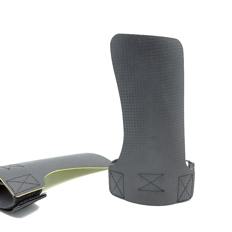 Перчатки для кроссфита из черного углерода