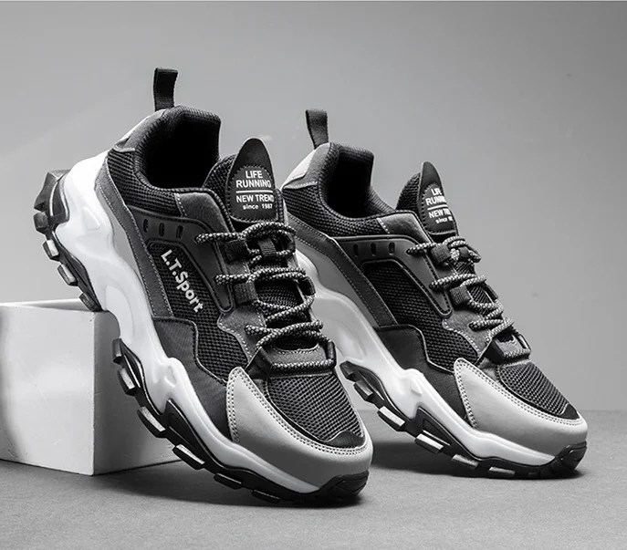 Guangzhou Factory Shoes Men Shoes 2021 New Style Fashion Sneaker  Men Scarpe Uomo Fly Knit Shoes Stock