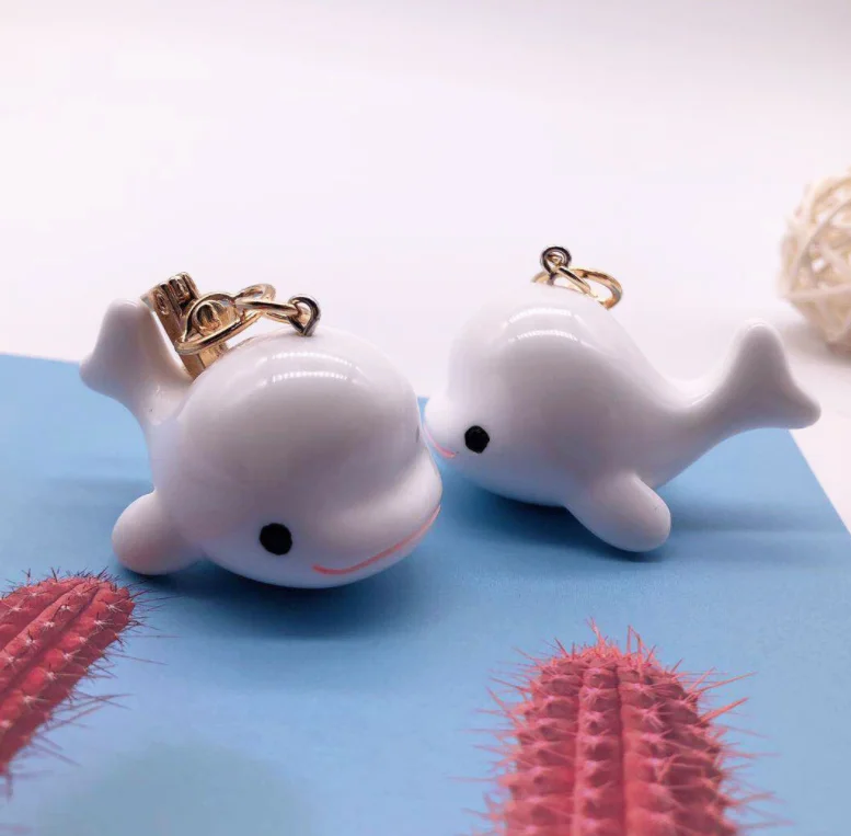 dolphin key ring bag mobile phone accessories aquarium souvenirs Creative 3D three-dimensional white lovely