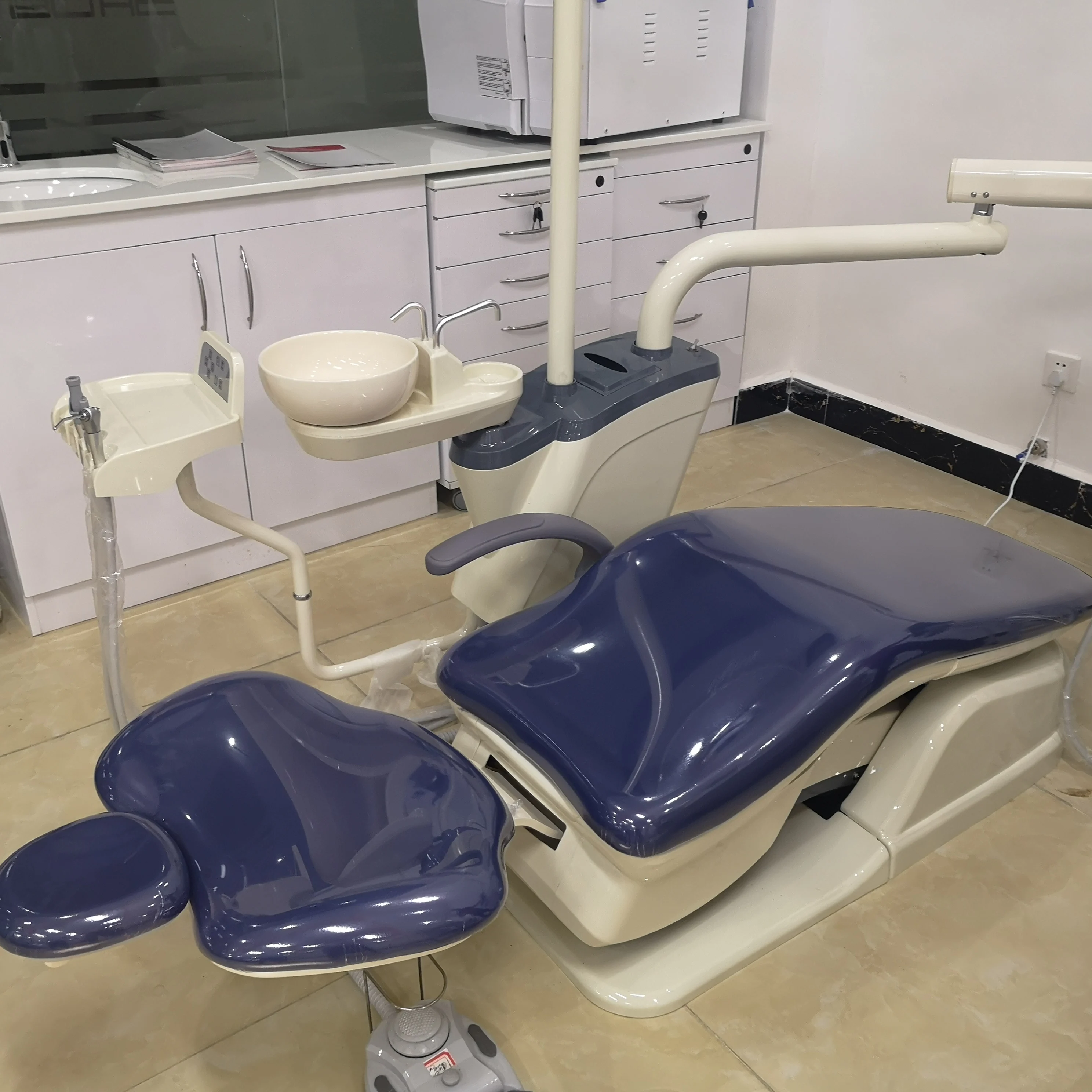 medical dental chair FN-DU1 China factory New design leather unique luxury multifunctioinal dental chair