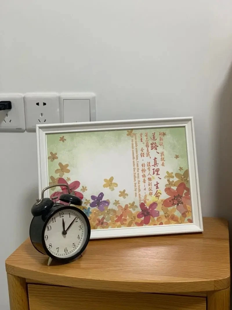 Оптовая продажа Лидер продаж фоторамка KNOPPANG белая 30x40 см Морден