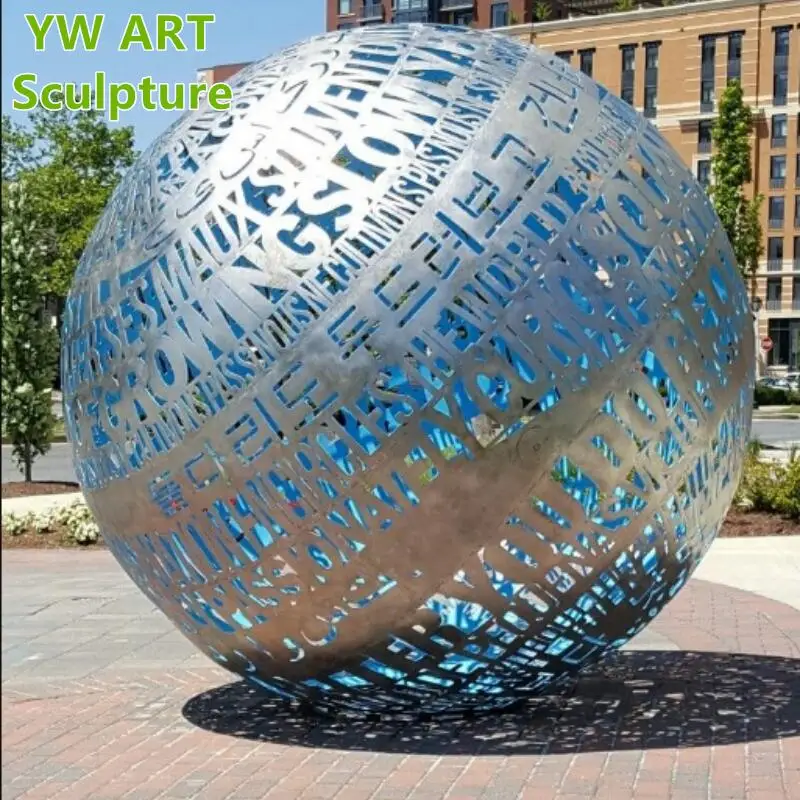 Mirror pattern Stainless Steel Ball Sculpture Polished Metal Hollow Sphere For Garden