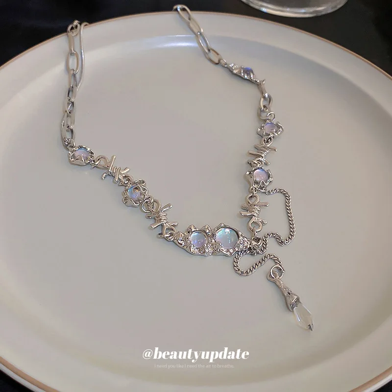 Special-Interest Design Irregular Chain Moonstone Glass Bead Necklace South Korea Ins Clavicle Cold Style Women