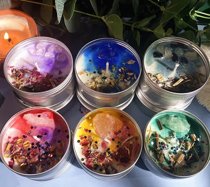 Wholesale popular Luxury Custom Natural Dry Flowers Healing Crystal Decorative Soy Tin Jar Wax Aromatherapy scented Candle decor