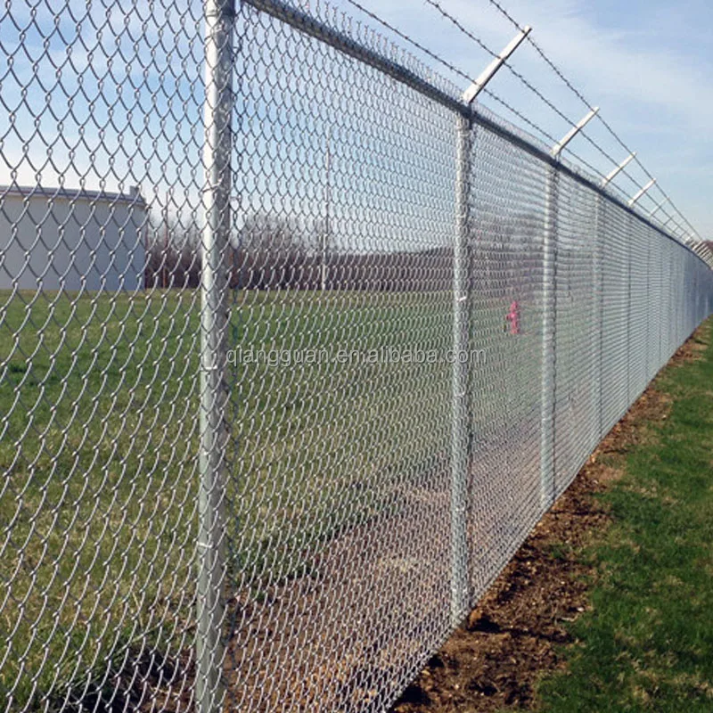 2 inch hole Tennis court fence Galvanized Steel Mesh PVC Coated Outdoor Garden Fence Privacy Cyclone Fence price