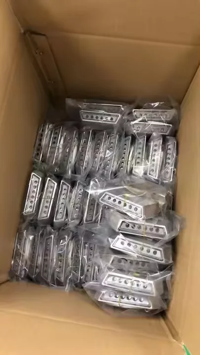 Double side 12pcs leds DC12v 24v Tunnel IP68 Cable LED Wired Road Marker Aluminium Road Stud