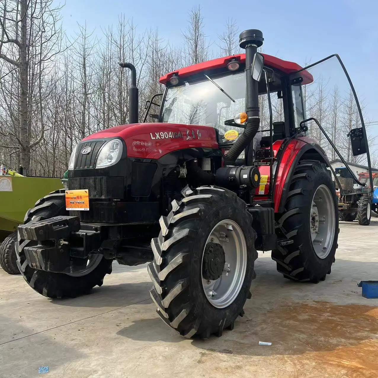 Трактор Yto 90hp Lx904 трактор сельскохозяйственный с A/C