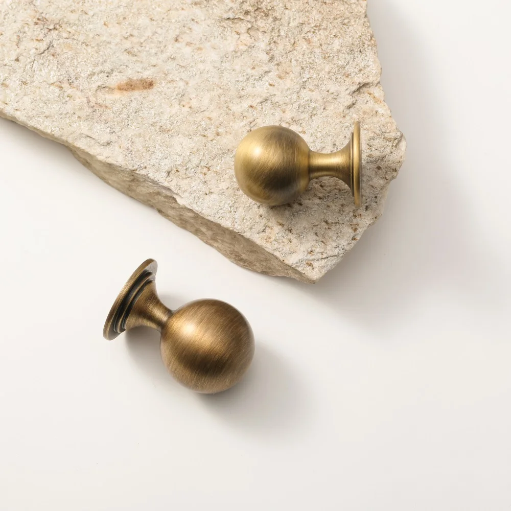 Maxery Luxury Brass Ball Shape Knob YAB Color Furniture Handles Cabinet Pull Kitchen Cupboard Knob Furniture Handle Pulls