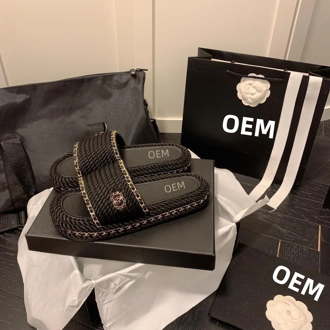 Wholesale Price Dropshipping Design Brand 2023 Women Flat Plain Strap PU Embossed Logo Printing Fashion Slides For Women