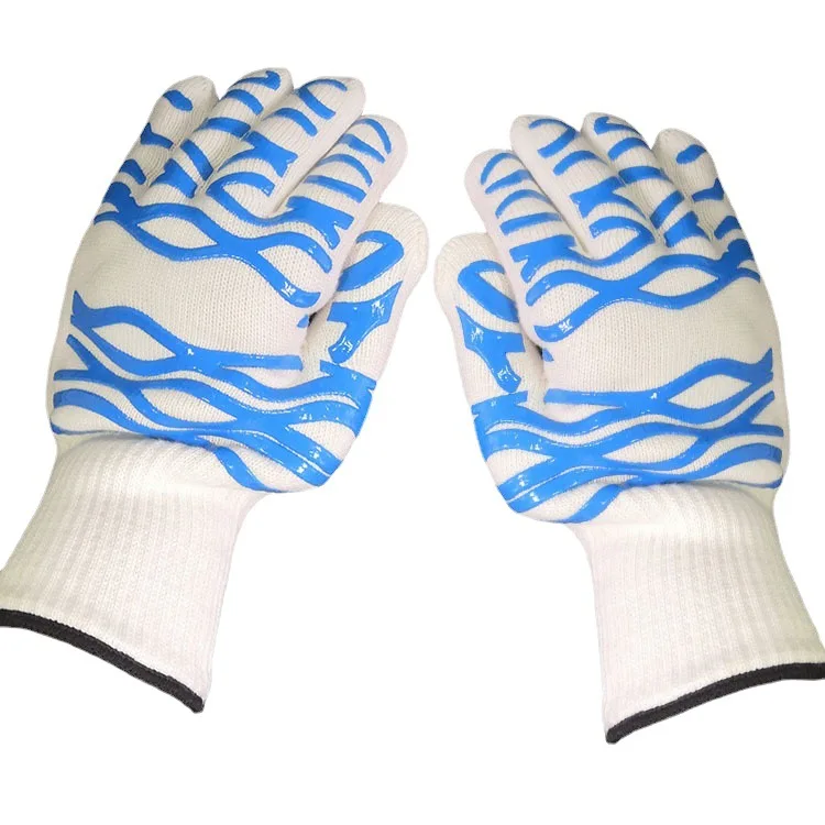 Outdoor barbecue gloves oven baking anti-scalding non-slip fire-resistant gloves