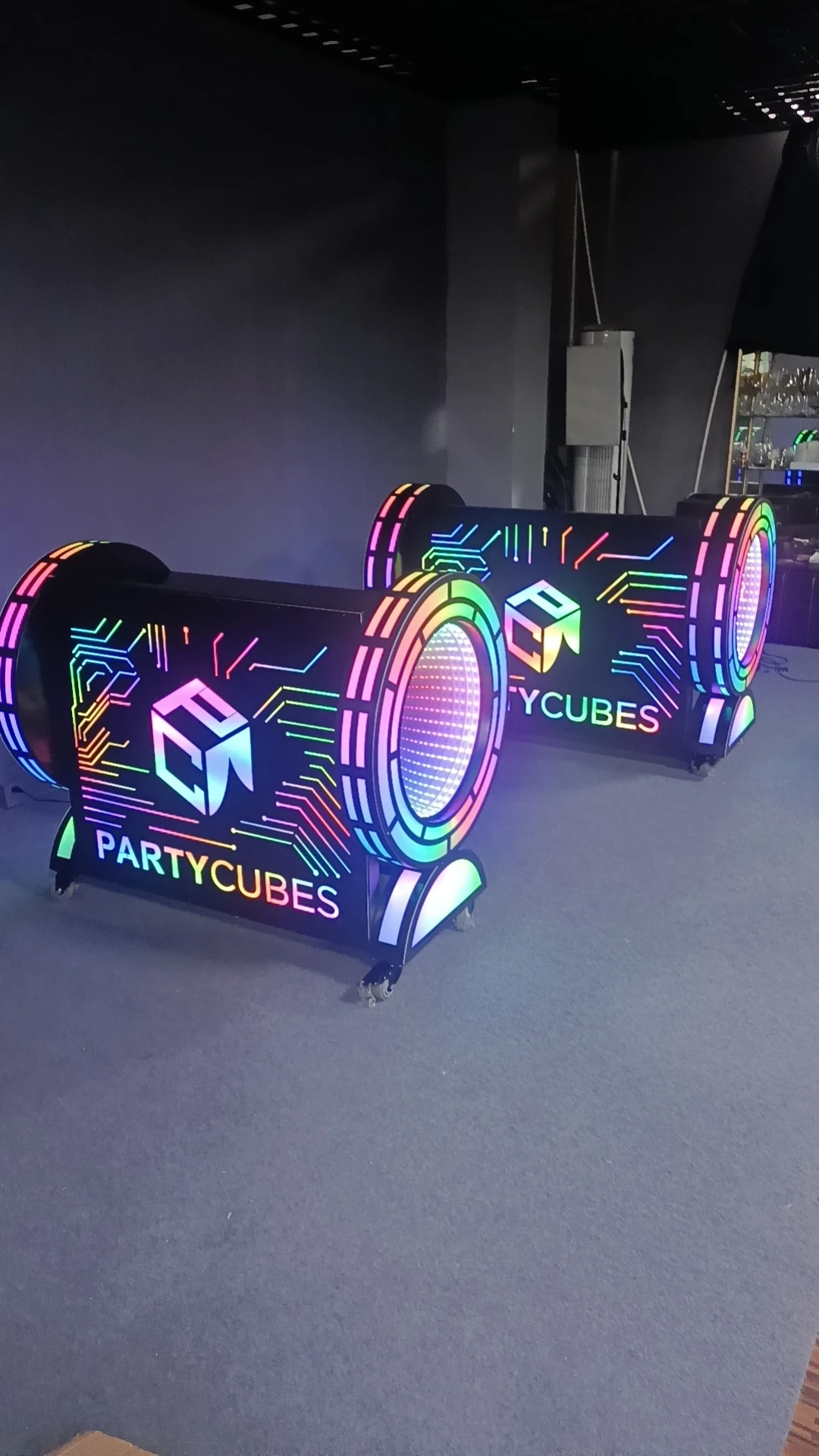 Wholesale Facade Stand DJ Booth LED DJ facade table for Party Events Home Bar Nightclub
