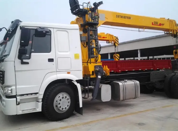 Lifting Machinery 2ton 1t small knuckle truck mounted crane SQ2SK1Q SQ2SK2Q 2 ton mini truck Lorry mounted crane price for sale