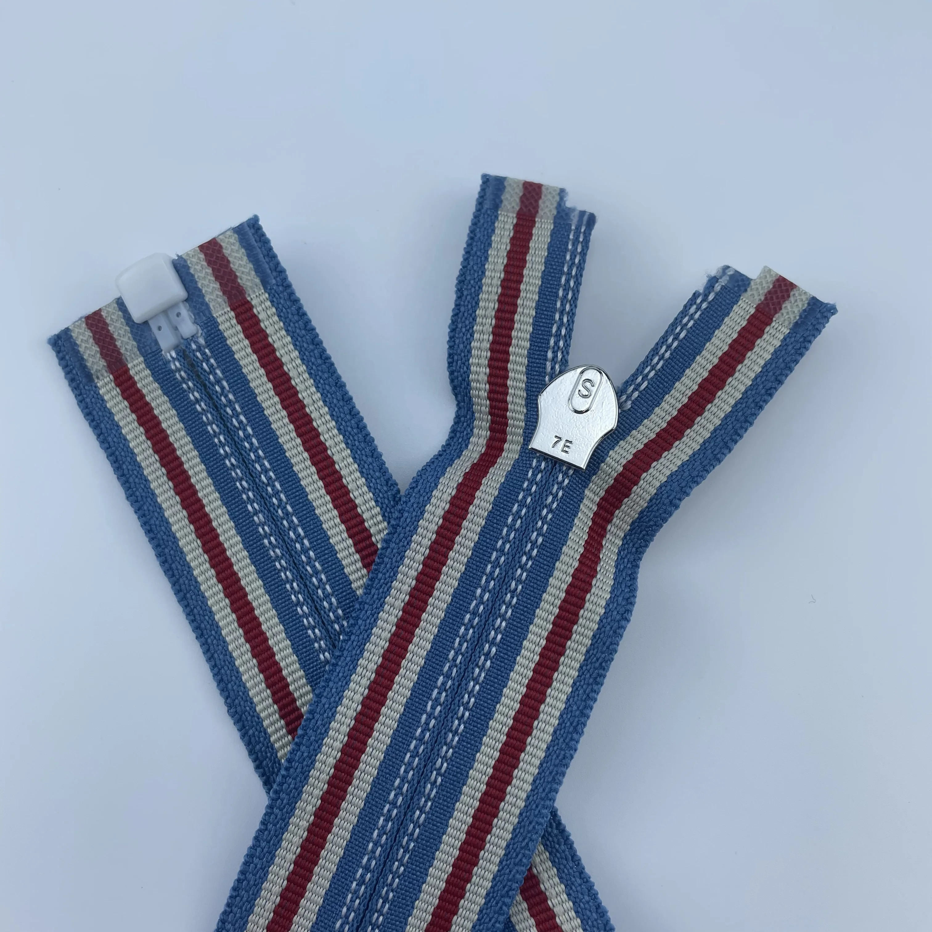 NO.5 Nylon zipper Silver teeth for Jacket Bag shoes Zipper Pulls puller zipper 3M slider tailoring material half zip
