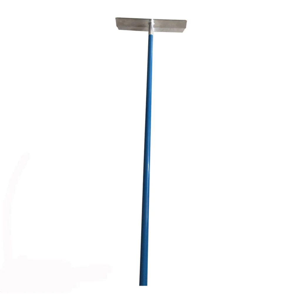 Различные модели алюминиевых граблей для снежной крыши