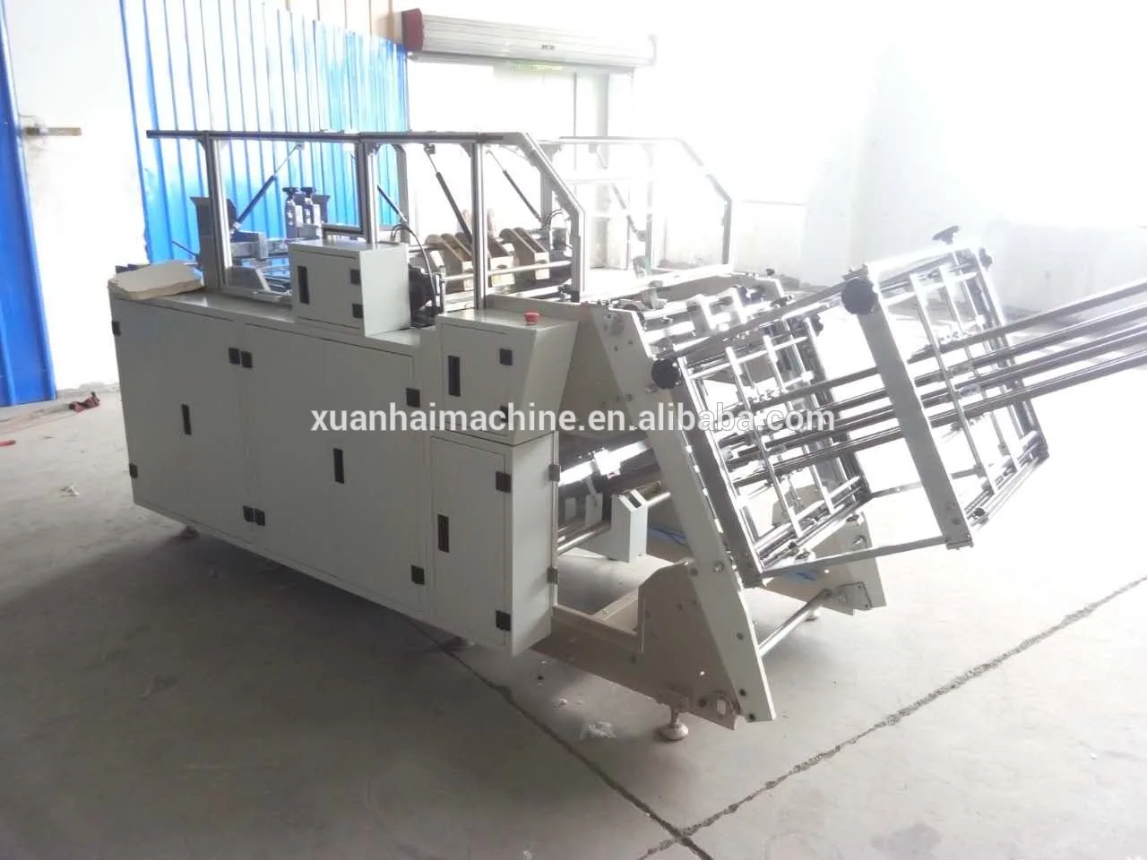 High Speed paper fast food lunch cake cardboard packing carton box making machine for chips box