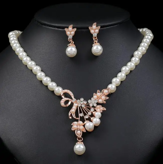 Manufacturer Luxury Simple Design Crystal Newest Wedding Costume Fashion Necklace