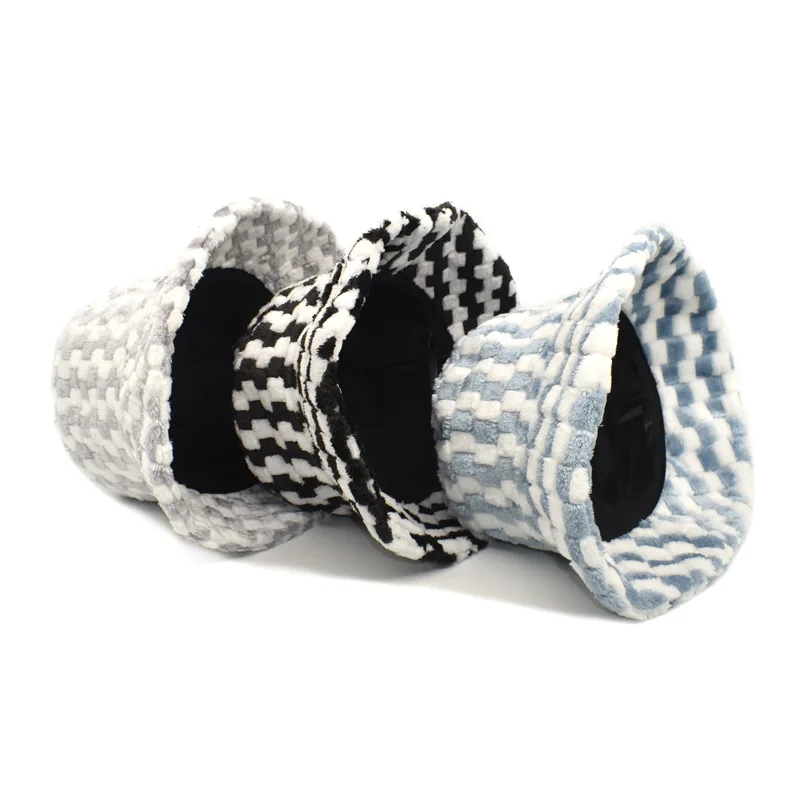 Wholesale 2021 new retro checked hat soft winter Fisherman hat plush travel fedora women bucket hat