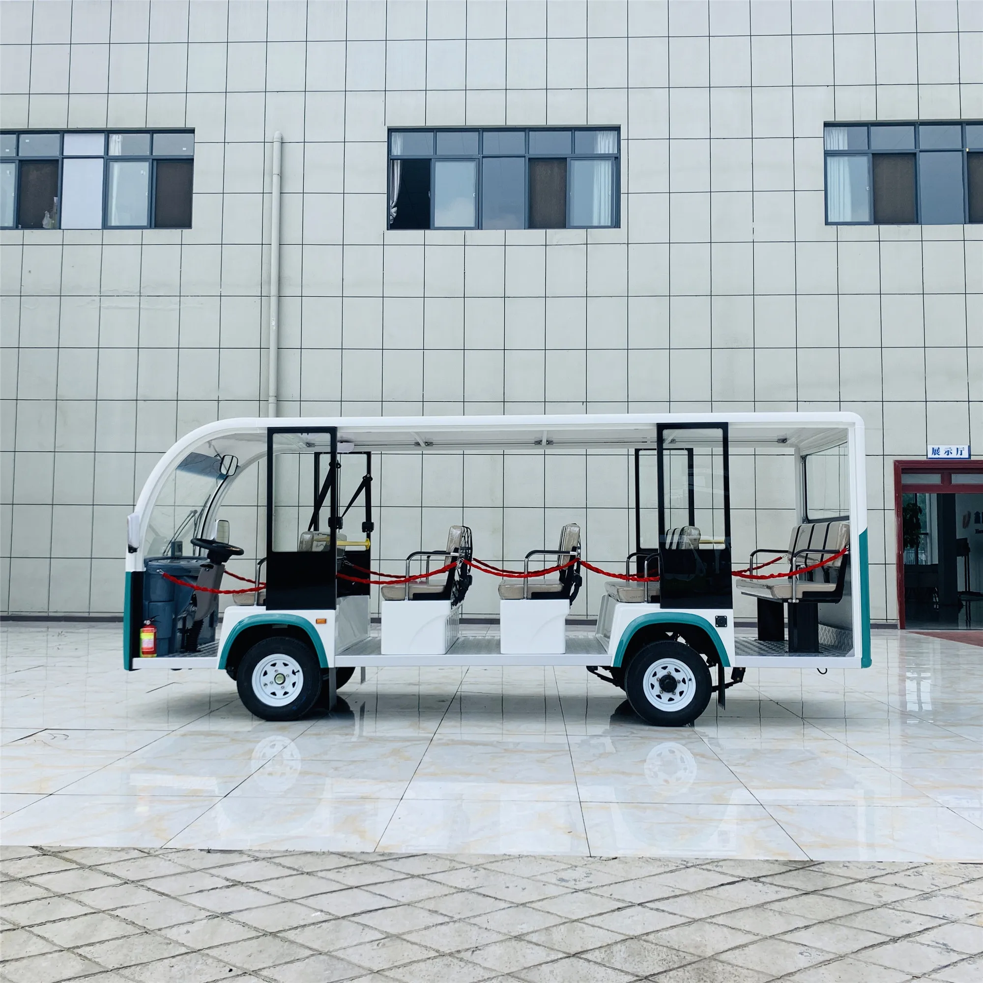 11 пассажирских электрических курортных автомобилей/экскурсионных автобусов/туристических автомобилей с сертификацией