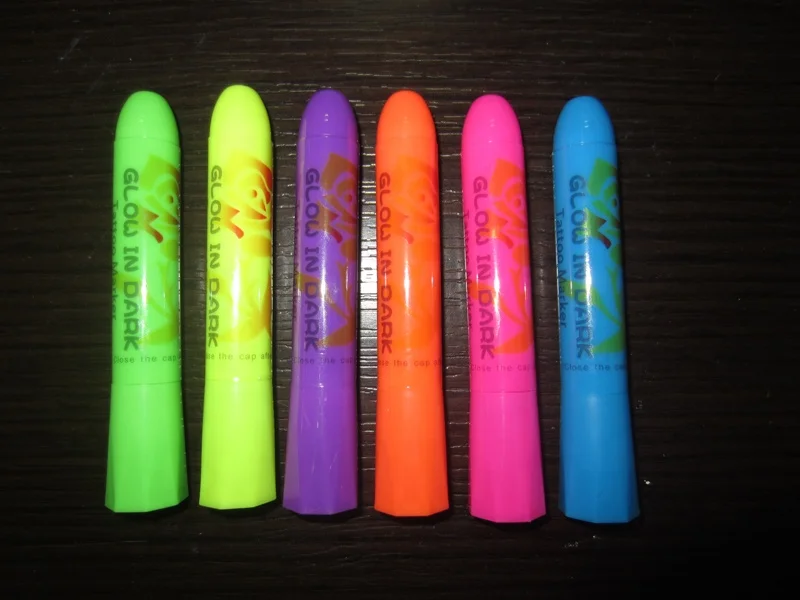 Meidugaga Glow in The Dark Under UV Light Halloween Makeup Face Painting  Non-toxic Body  Face Paint Crayon Stick