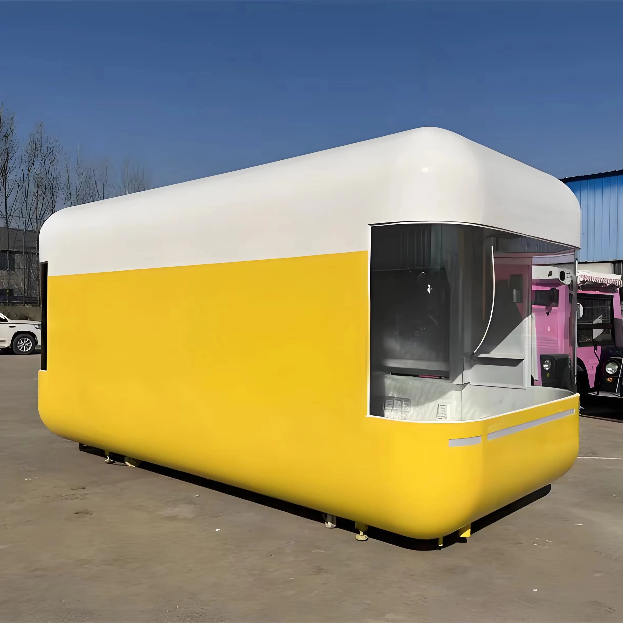 China Manufactured Long Food Trailer New Condition Mobile Kitchen with Milk Ingredients Core Gear Components Concession Truck