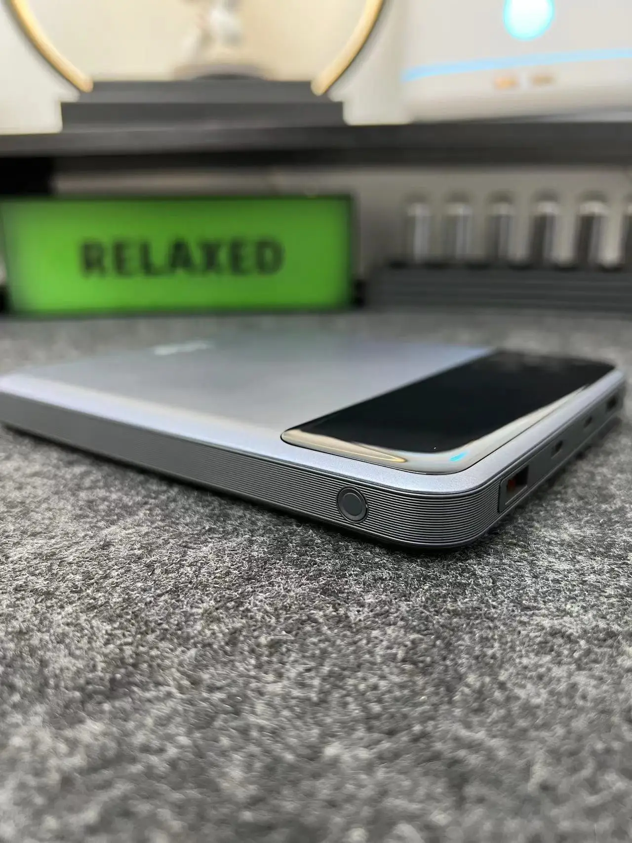 100W Blade USB C Portable Laptop Charger power bank  Super Fast Charging 20000mAh Slim Battery Pack for Laptop