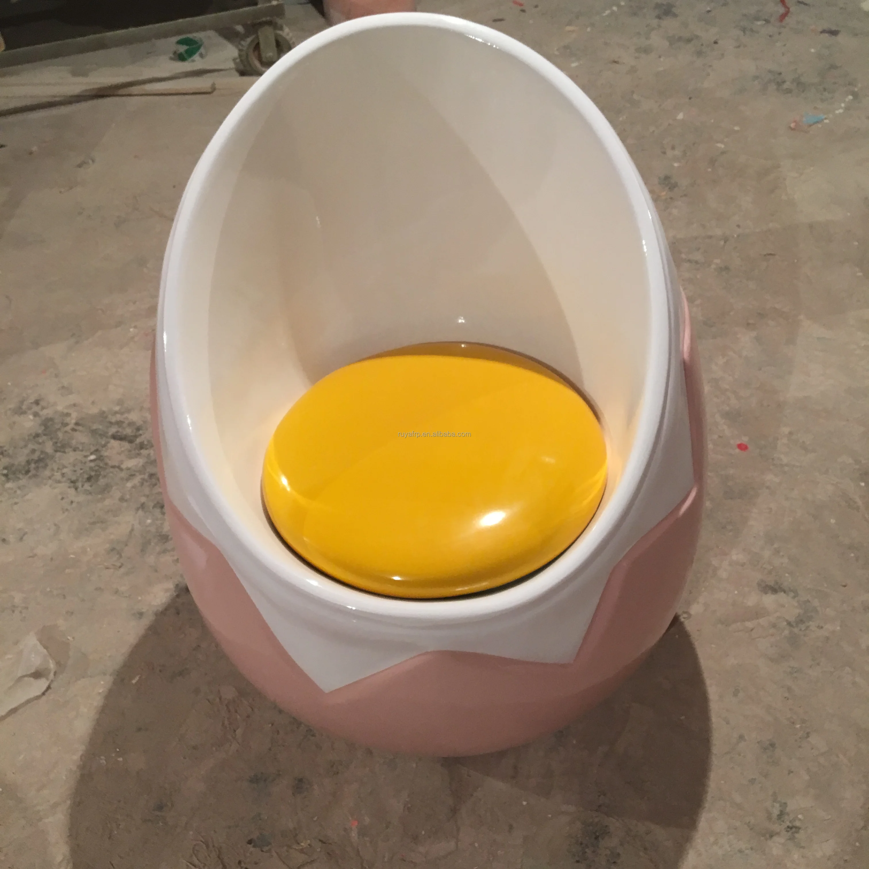 Fiberglass Outdoor Furniture Garden Egg Set Chair with Table