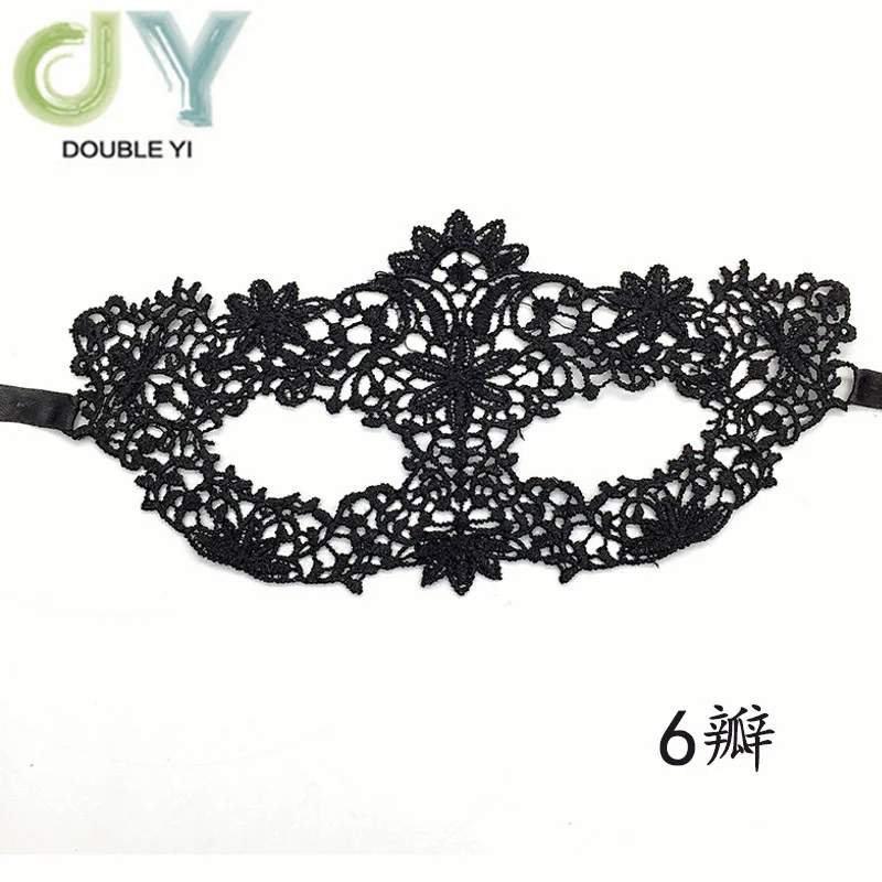 Wholesale creative women hollow lace masquerade face-mask half face sexy blindfold for Christmas Halloween party cosplay