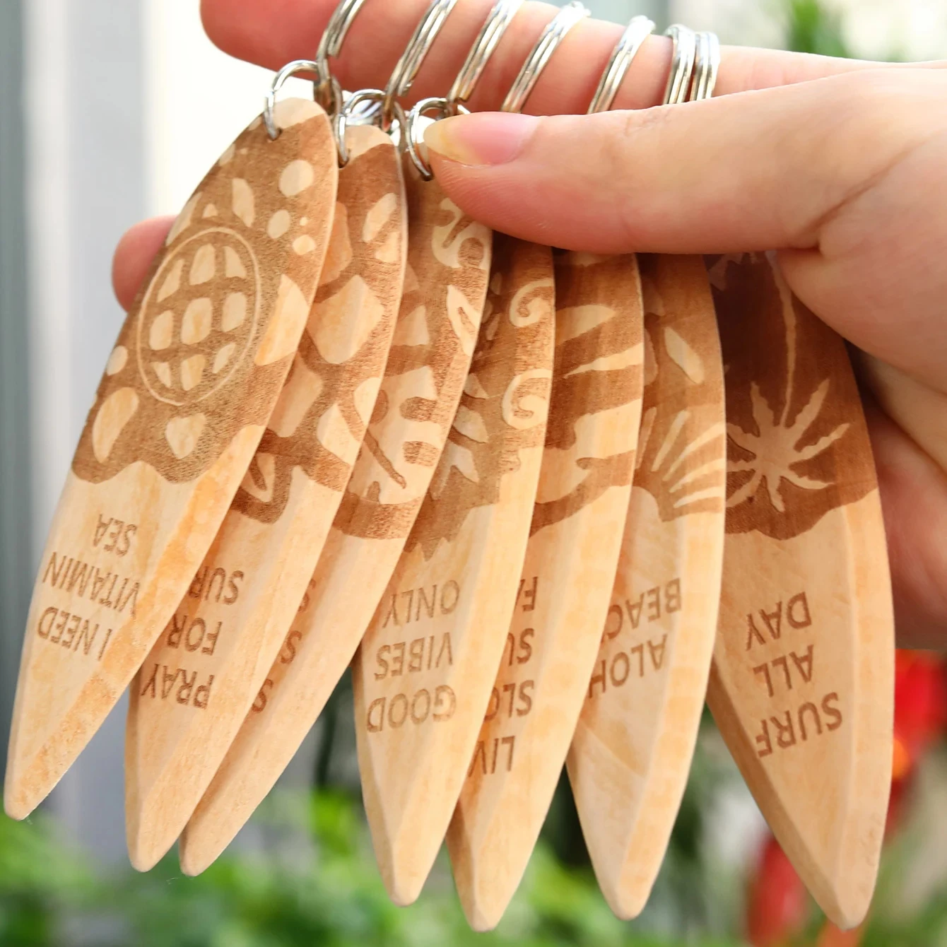 a set wooden Surfboard Keychains Fun Key Chains Beach Party Favor Purse Backpack Keychain Mini Surfboard Pendant