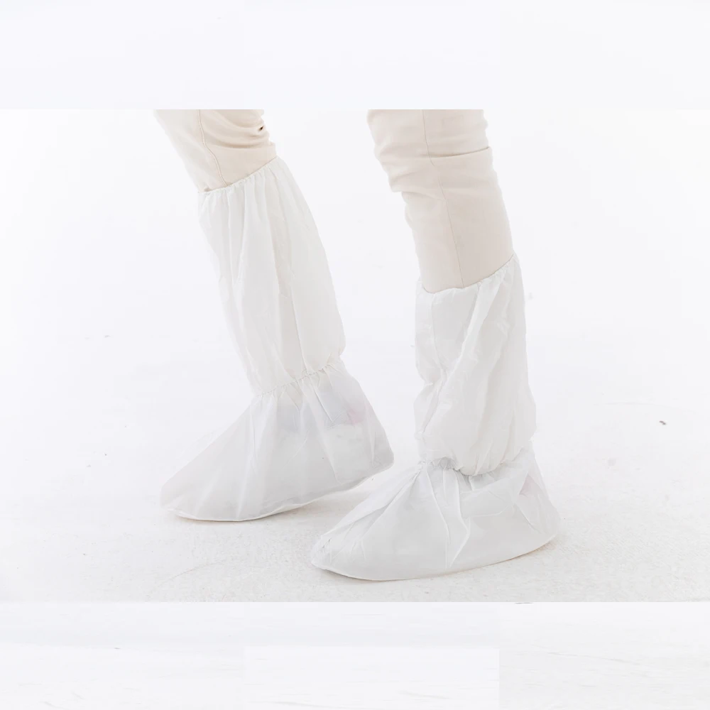 Нетканый белый одноразовый защитный чехол на крышку ботинка с подошвой из ПВХ