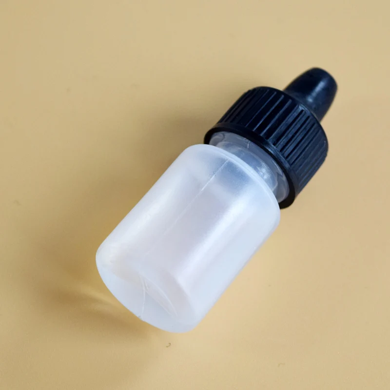Suitable for electric shaving razor lubricating tip maintenance oil hair  rust prevention agent